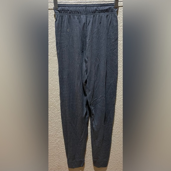 Lululemon Breeze By Jogger Squad Gravity Grey Size 2 - Picture 8 of 13